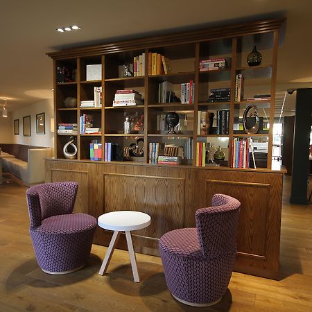 Holiday Inn Huntingdon Racecourse By Ihg Kültér fotó