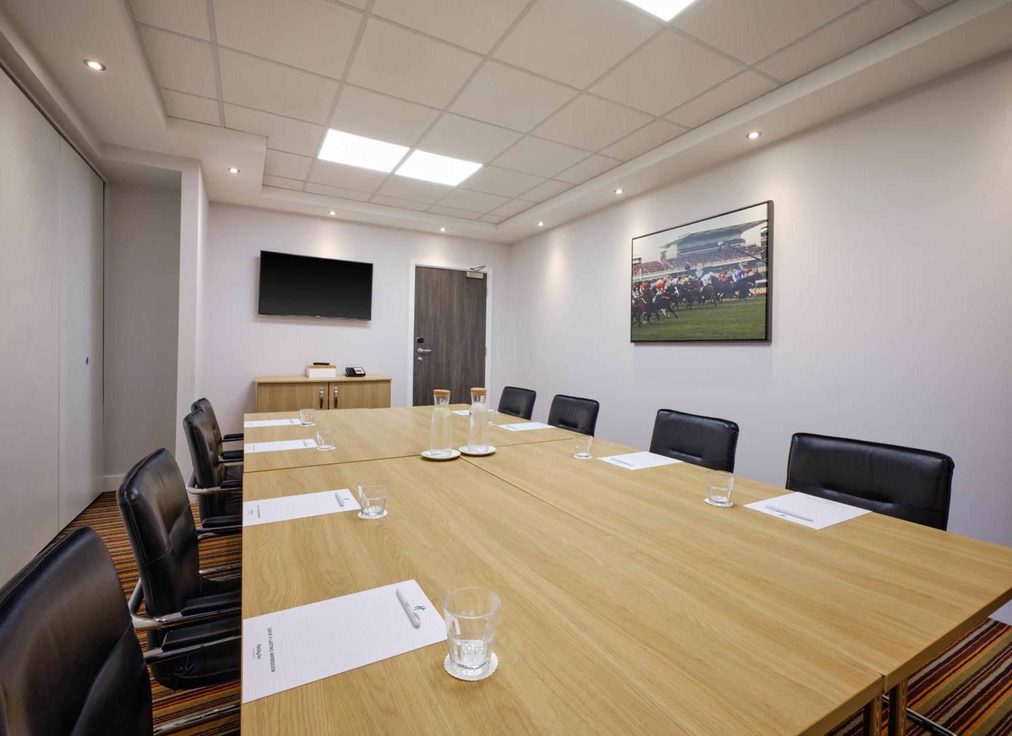 Holiday Inn Huntingdon Racecourse By Ihg Kültér fotó