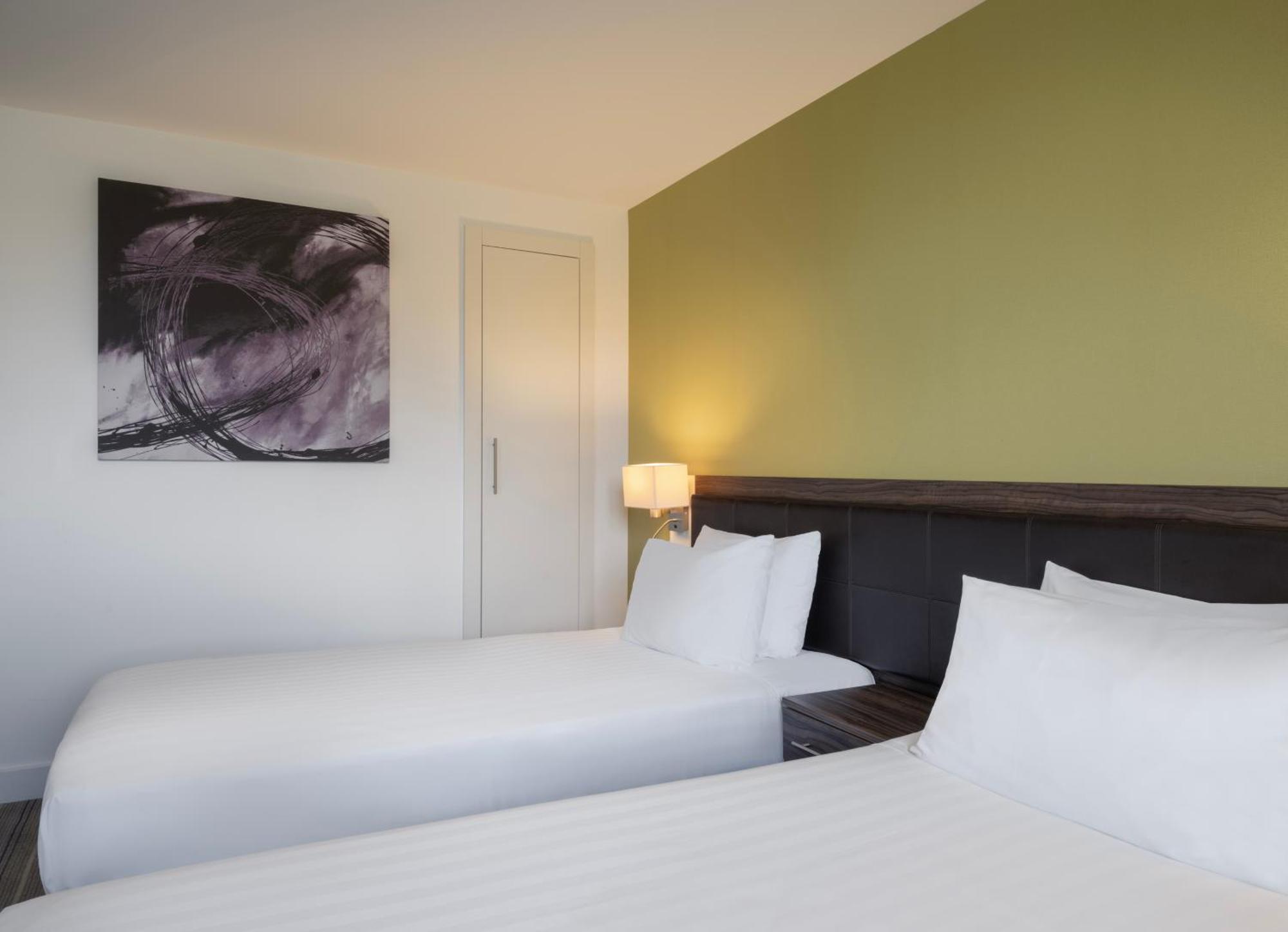 Holiday Inn Huntingdon Racecourse By Ihg Kültér fotó