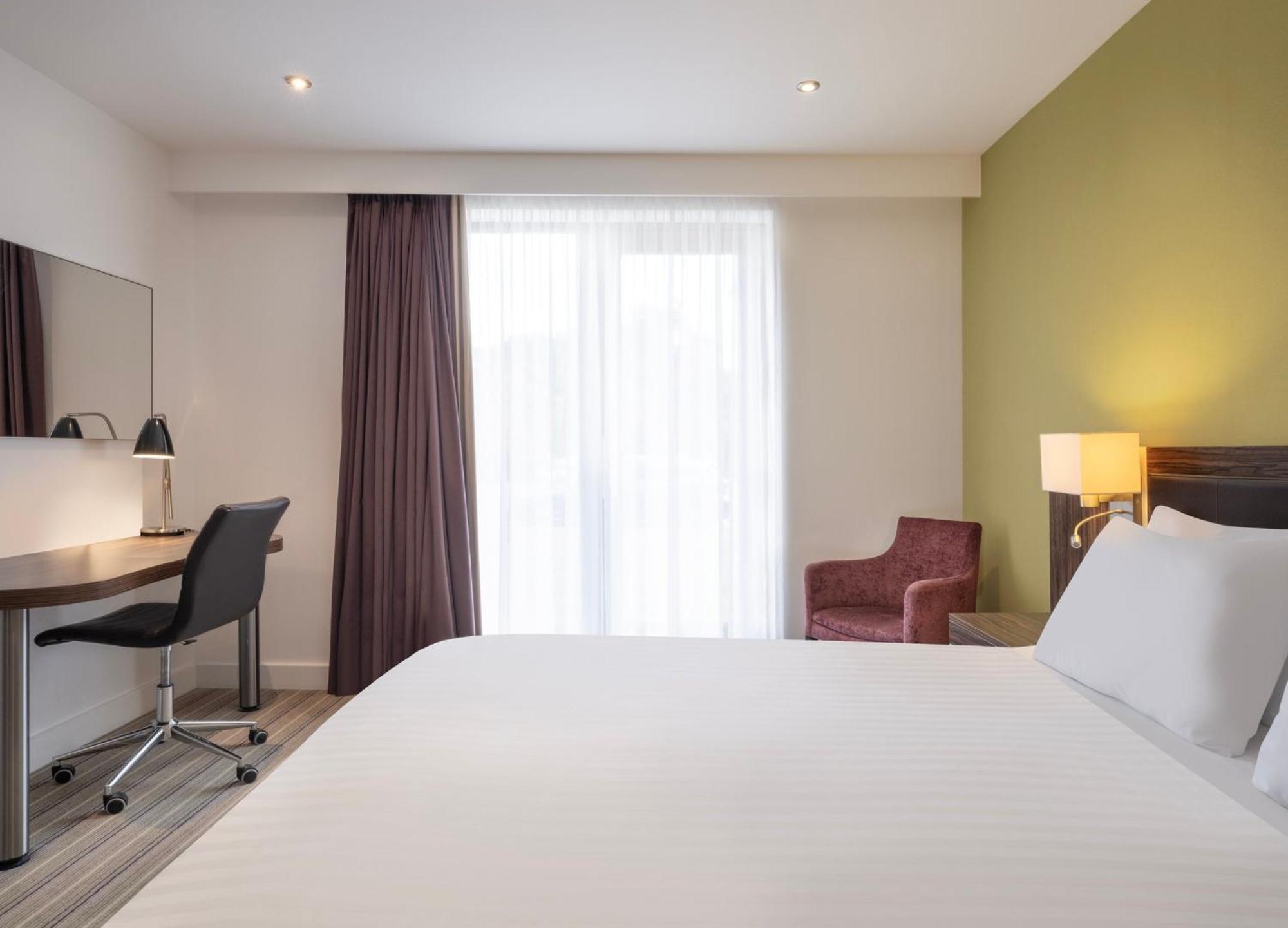 Holiday Inn Huntingdon Racecourse By Ihg Kültér fotó